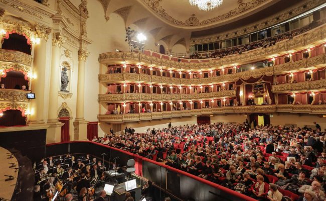 CAPODANNO A TEATRO VERONA